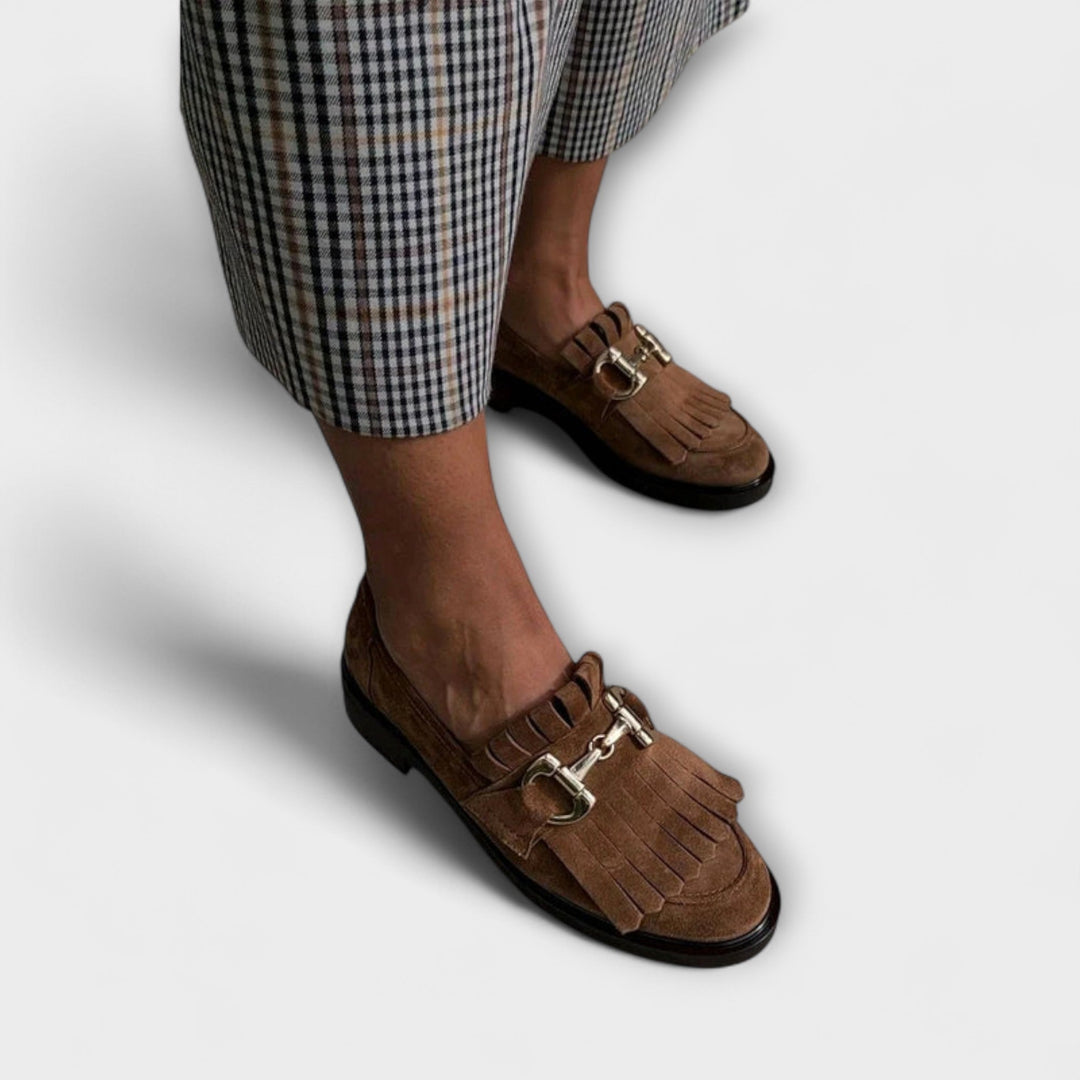 Fleur – Braune Slipper mit runder Spitze