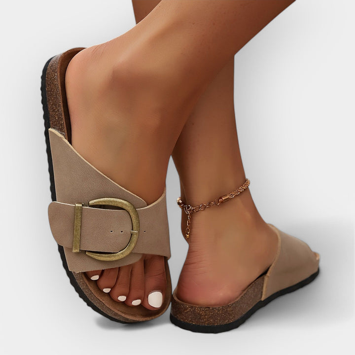 Anatomische Sandalen mit Sommerstil