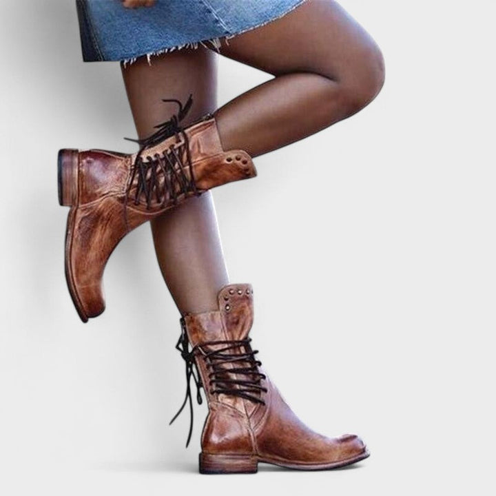 Thilde | Vintage Schnürstiefel