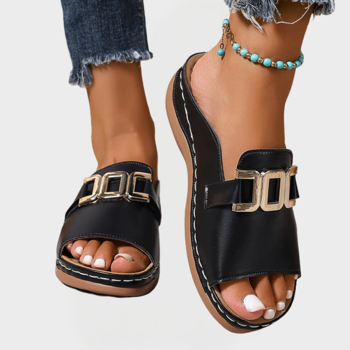 Sandalen mit dicker Sohle und einfacher Handhabung