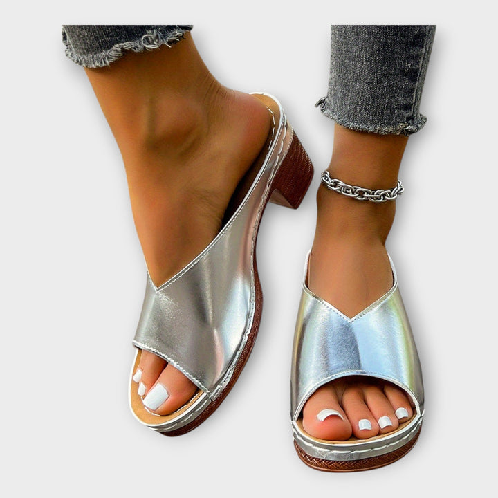 Sandalen mit dickem Absatz und offener Ferse