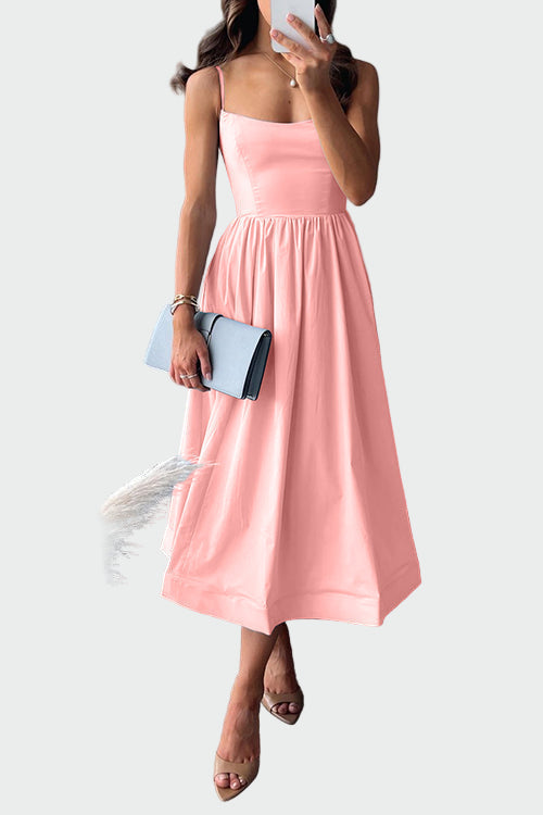 Elegantes Midi-Kleid mit verstellbaren Trägern