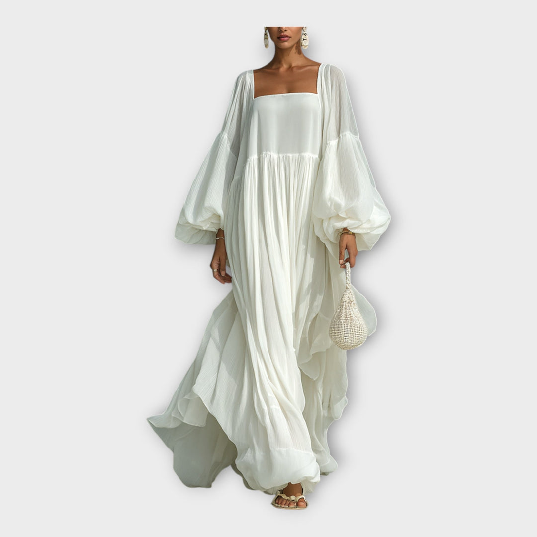 Luftiges Kleid mit raffinierter minimalistischer Ästhetik