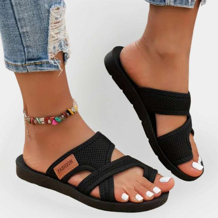 Orthopädische Korrektursandalen für die Ferse