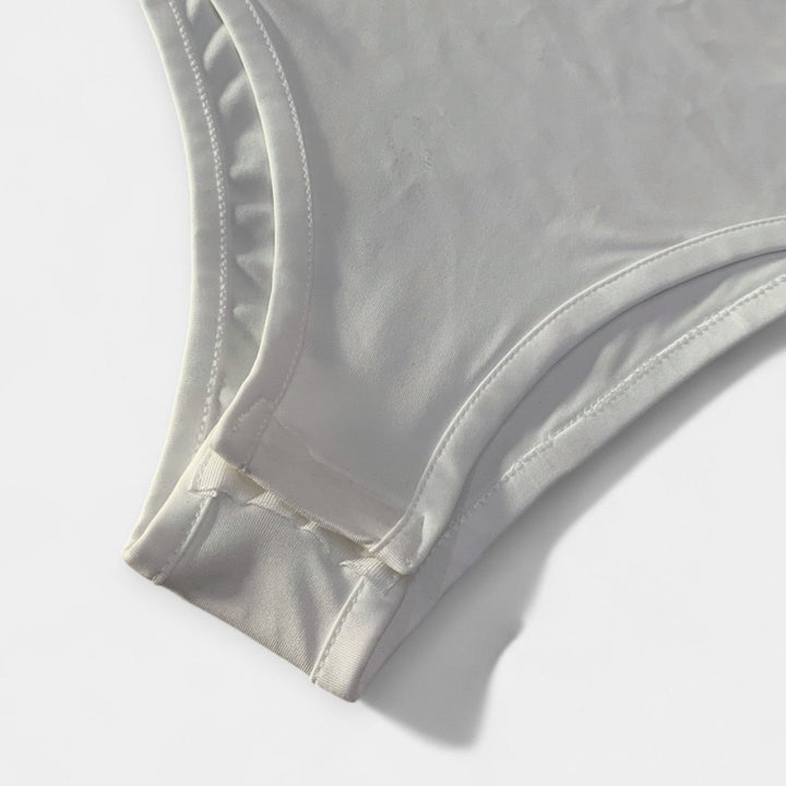 Sommer Body in V-Form