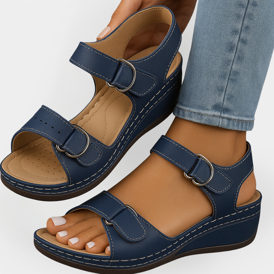 Orthopädische Ledersandalen mit Absatz
