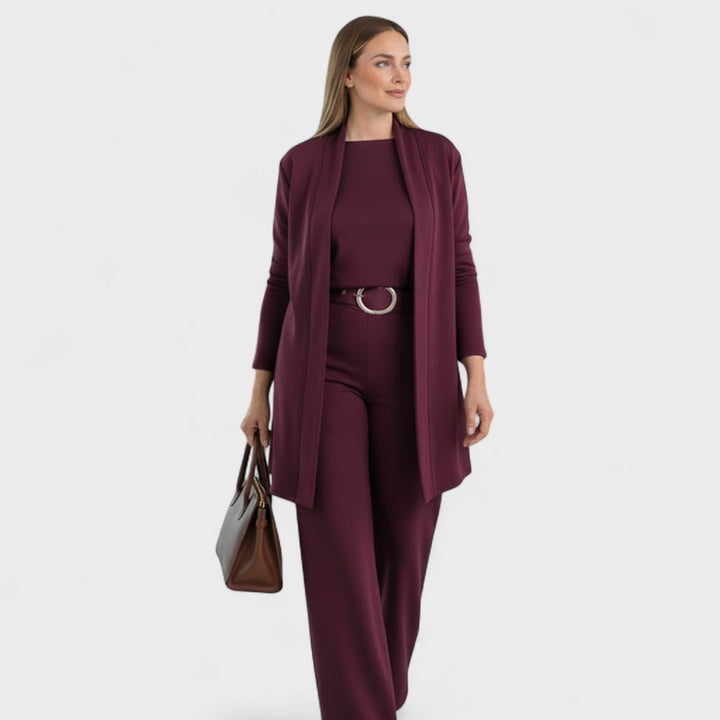 Alina | Luxuriöses und komfortables Dreiteiler