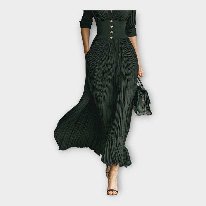 Langes Kleid mit raffinierter Eleganz