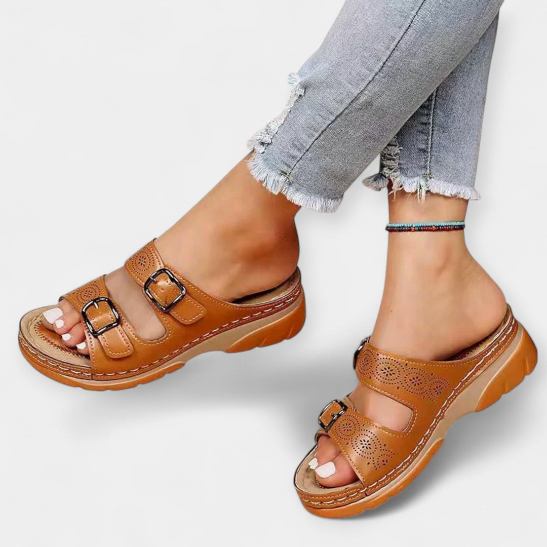 Bequeme Sandalen mit Unterstützung für schmerzfreies Gehen