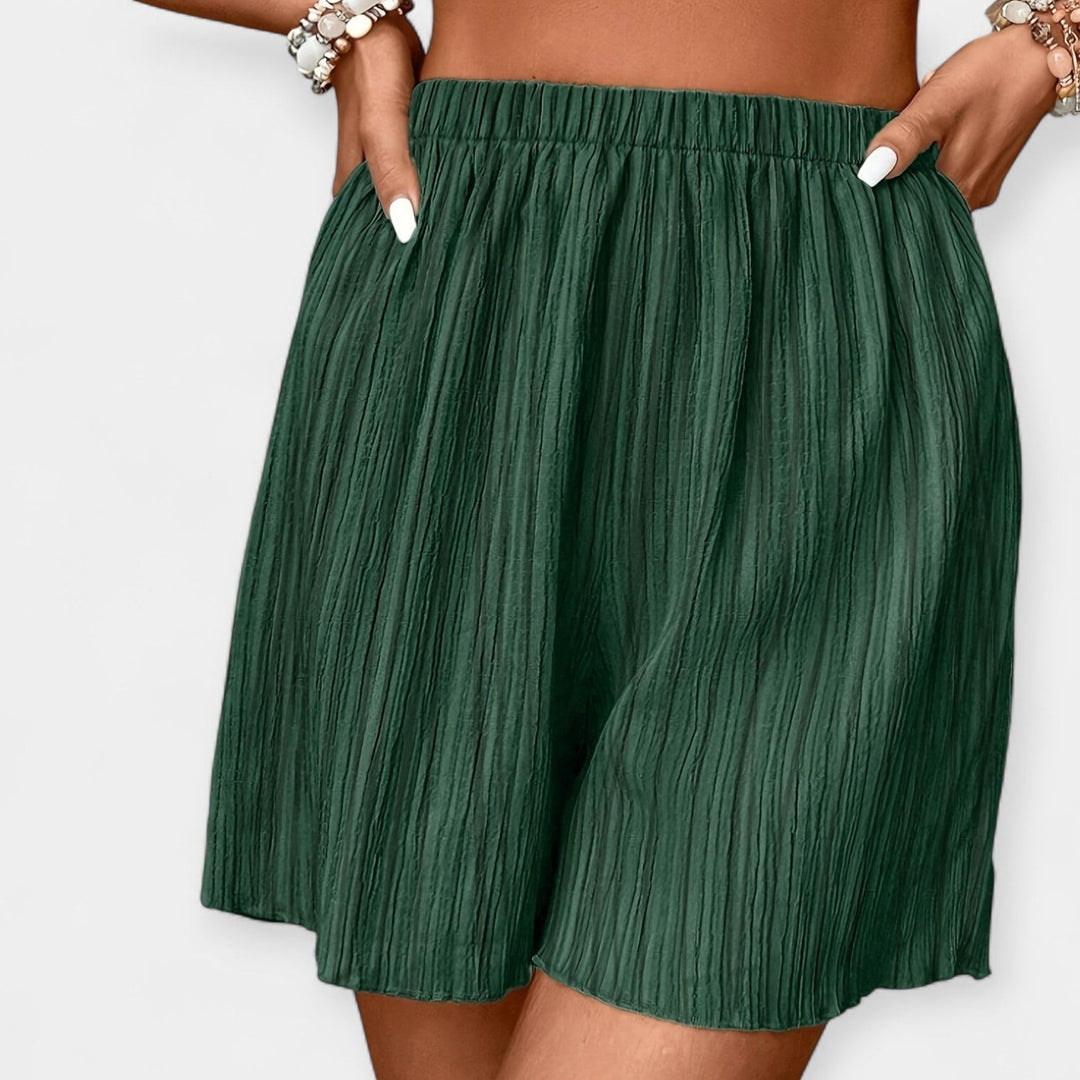 Stilvolle Shorts mit Falten