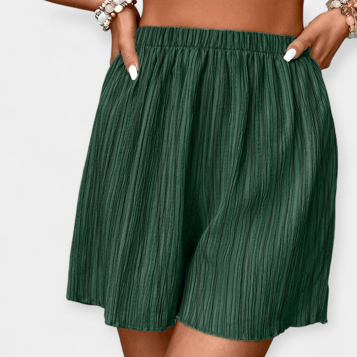 Stilvolle Shorts mit Falten