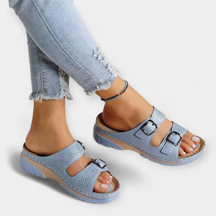 Bequeme orthopädische Sandalen