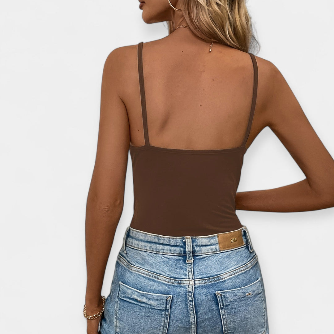 Body mit dünnen verstellbaren Trägern