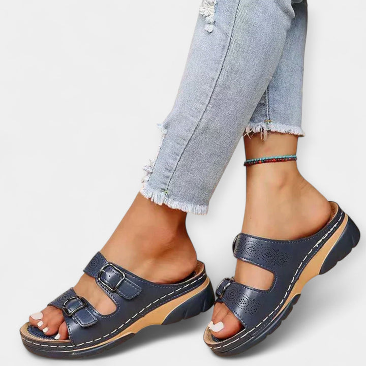 Bequeme orthopädische Sandalen
