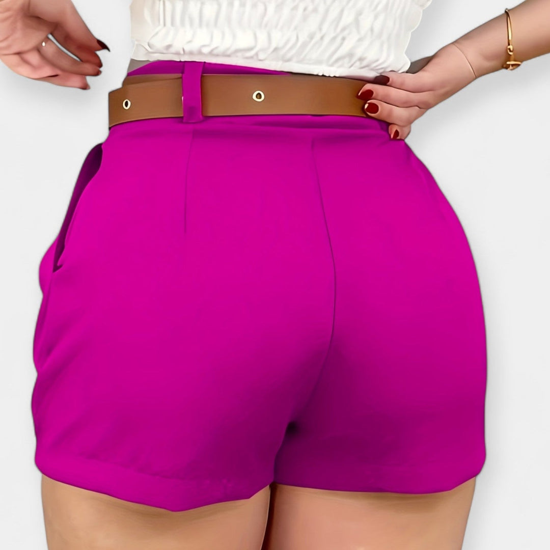Hoch taillierte Shorts