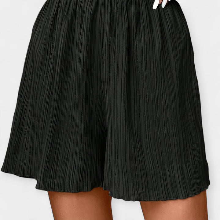 Stilvolle Shorts mit Falten