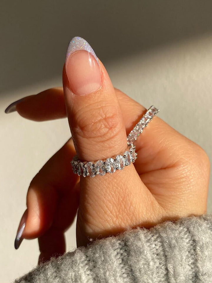 Ovaler Schnitt Ring