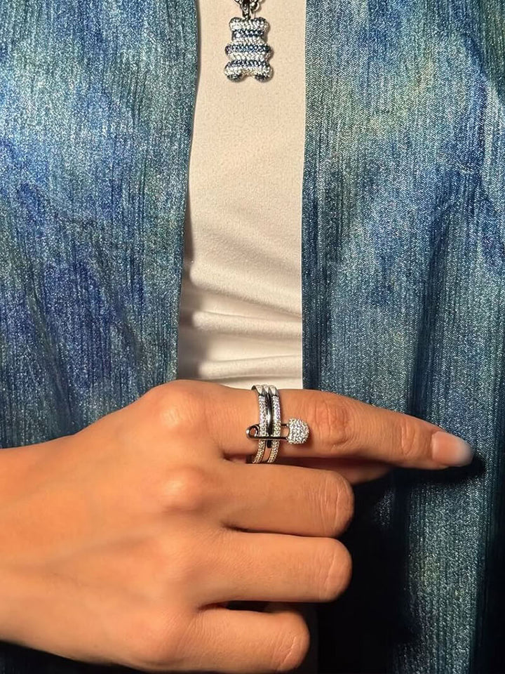 Mónica Ring