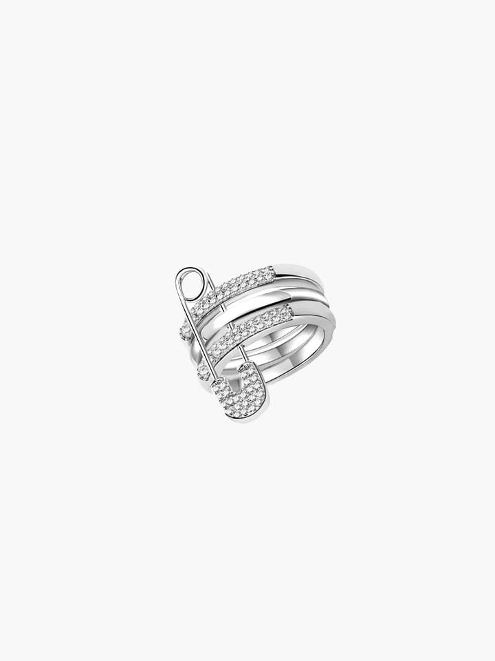 Mónica Ring