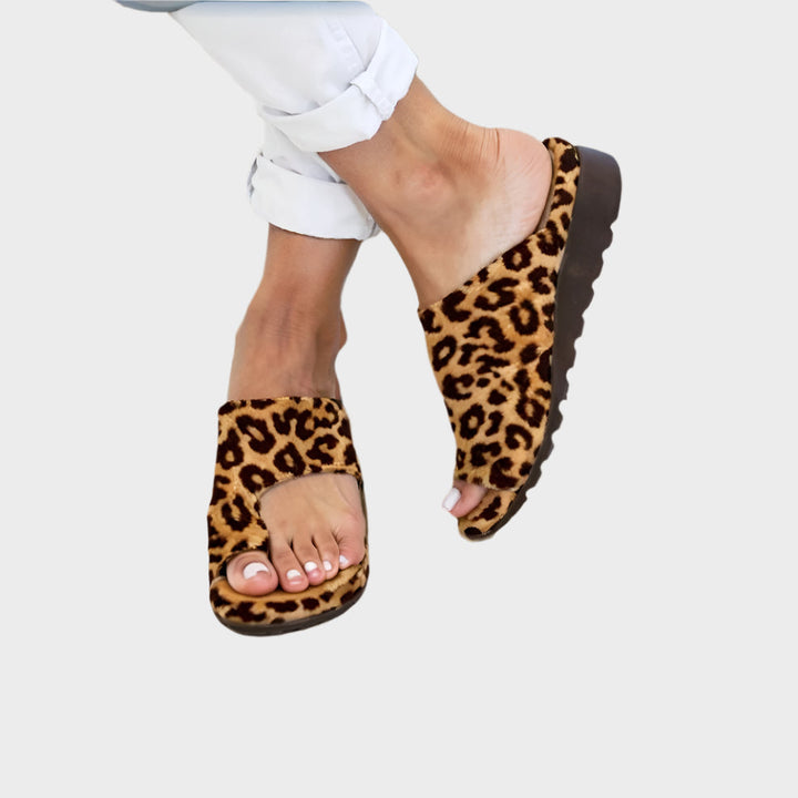 Sehr bequeme orthopädische Sommerschuhe