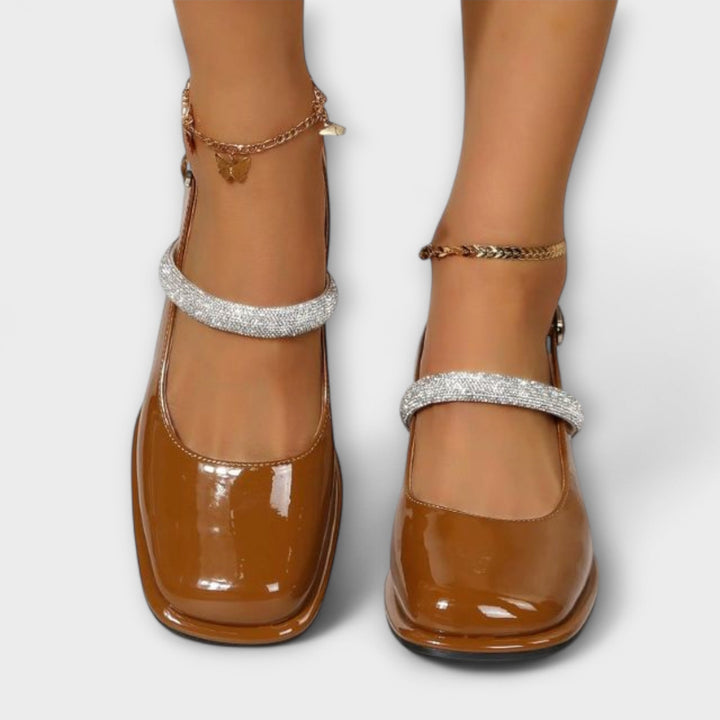 Celandra - Mary Janes mit glitzernden Riemen und Blockabsätzen