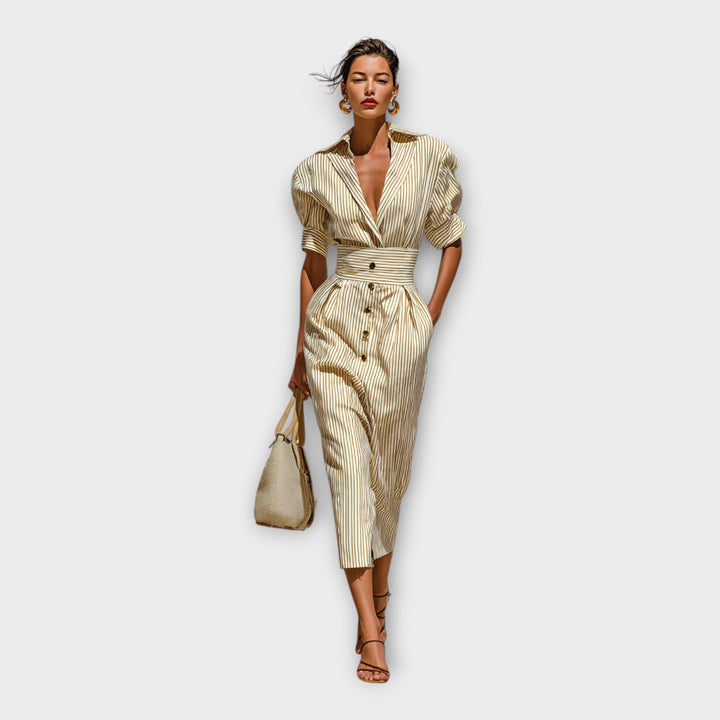 Kleid mit raffinierter Eleganz