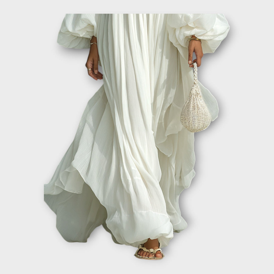 Luftiges Kleid mit raffinierter minimalistischer Ästhetik