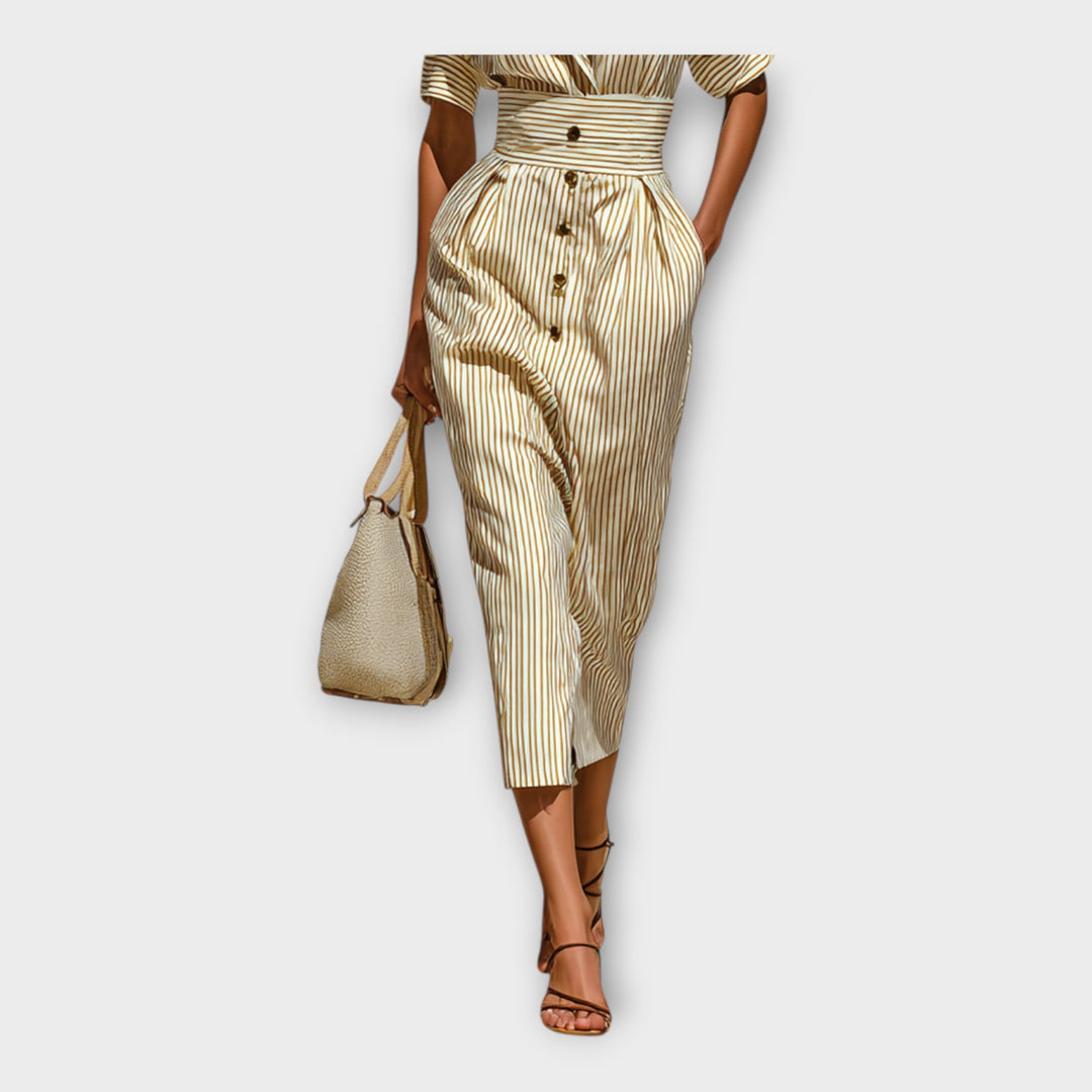 Kleid mit raffinierter Eleganz