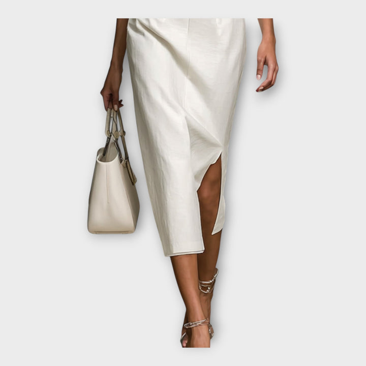 Kleid mit raffinierten Stickdetails