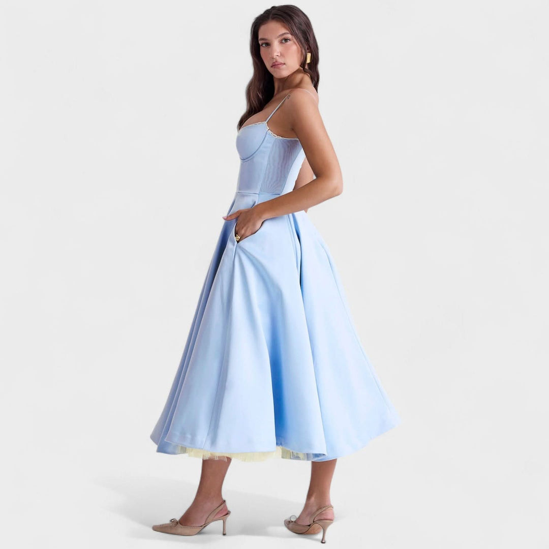 Clara Kleid – Retro Eleganz