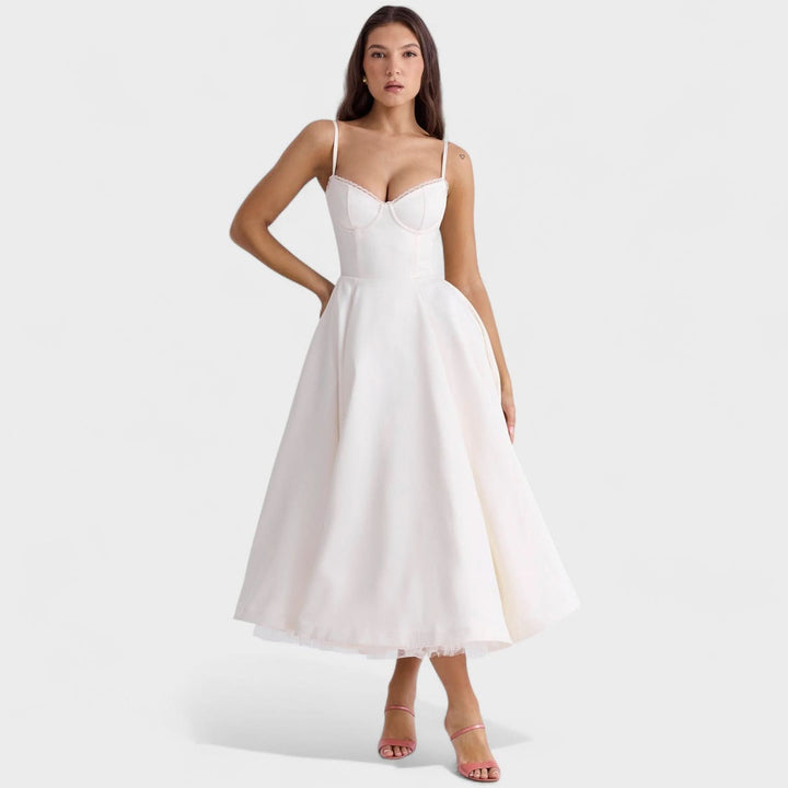 Clara Kleid – Retro Eleganz