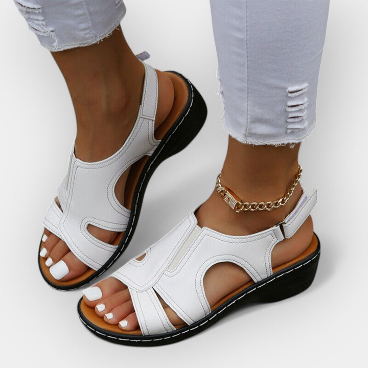 Stilvolle Ledersandalen