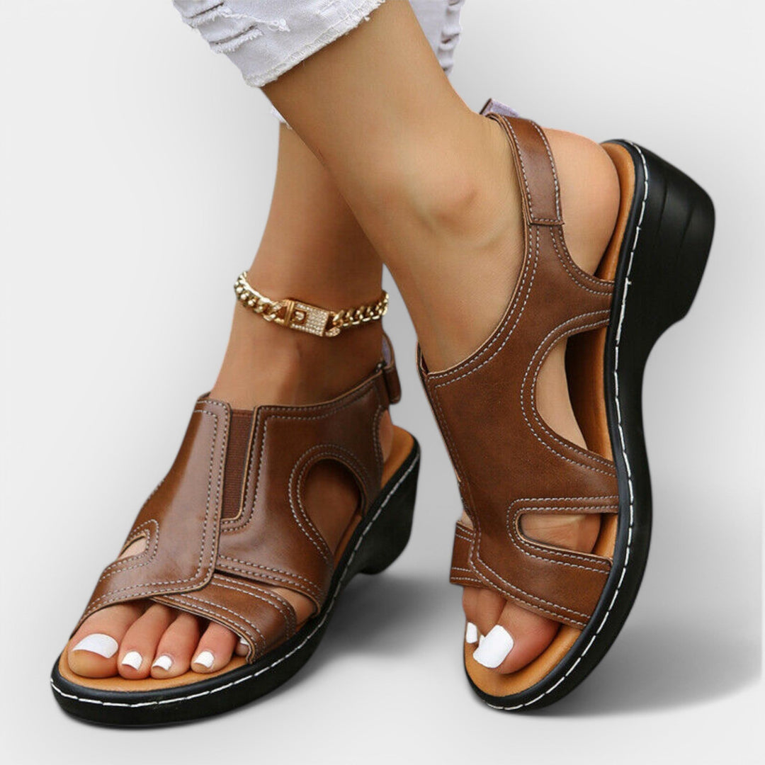 Stilvolle Ledersandalen